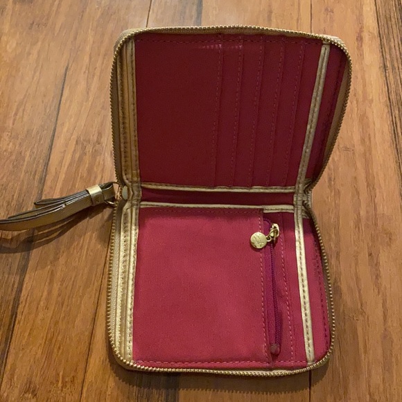 Wallet - Picture 3 of 4